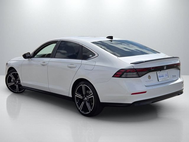 Used 2025 Honda Accord Sport image 6