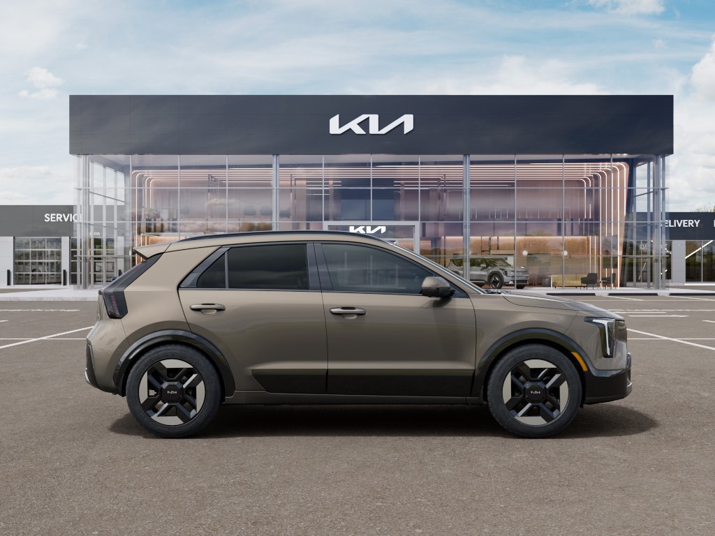 New 2027 Kia Niro SX Touring FWD image 7