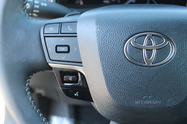 Used 2026 Toyota Camry SE w/ Multimedia Upgrade Package FWD image 20