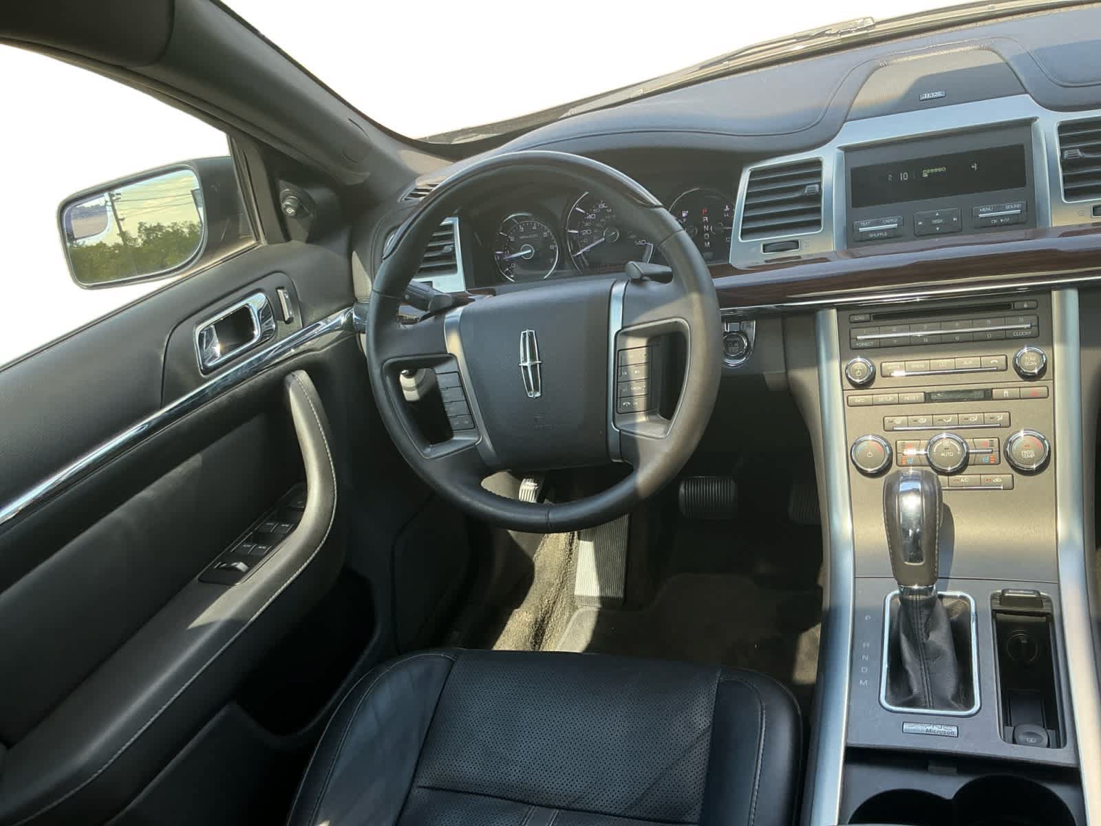 Used 2011 Lincoln MKS FWD image 11