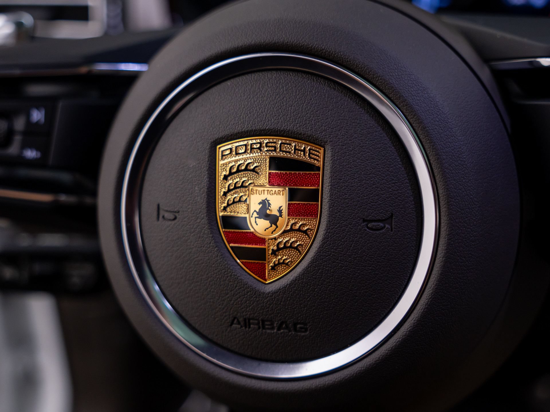 Certified 2026 Porsche Macan AWD/4WD image 28