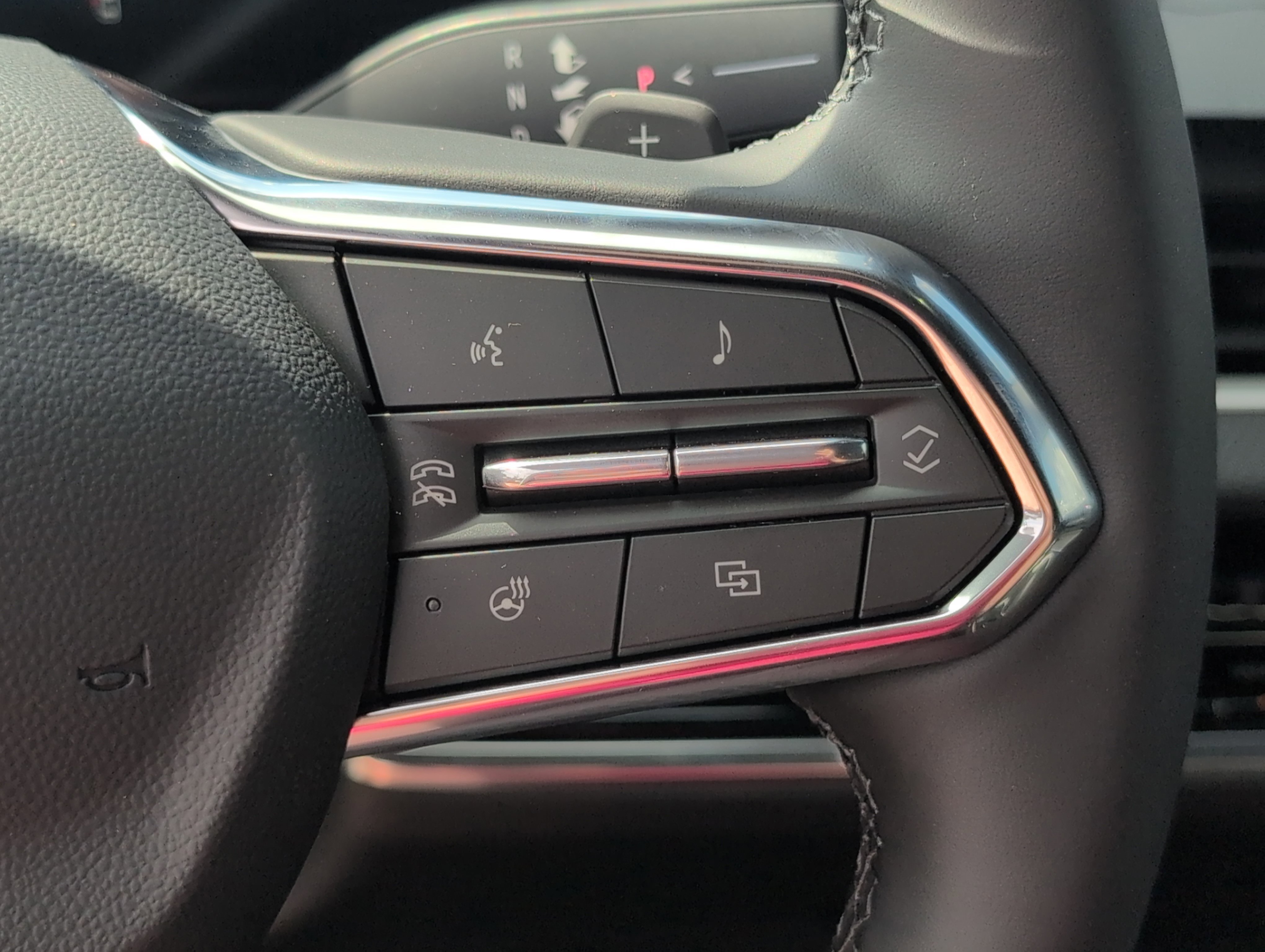 New 2026 Chevrolet Equinox ACTIV w/ Convenience Package III image 25