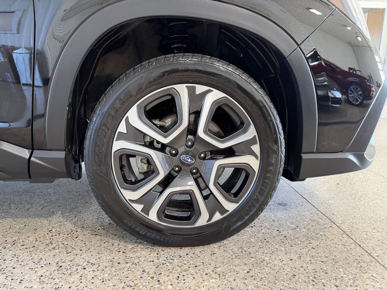 Used 2023 Subaru Ascent Limited AWD/4WD image 41