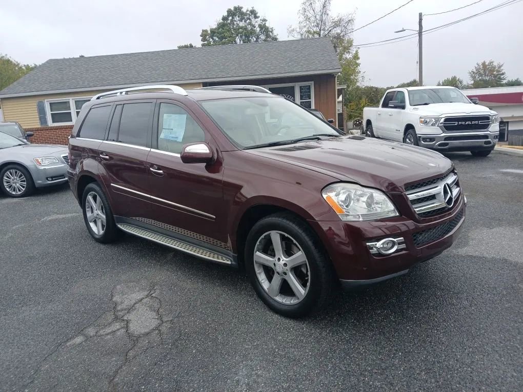 Used 2009 Mercedes-Benz GL 450 4MATIC image 3