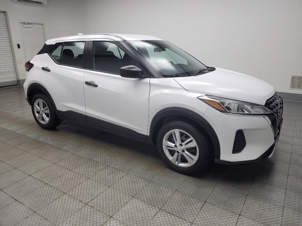 Used 2022 Nissan Kicks S image 11