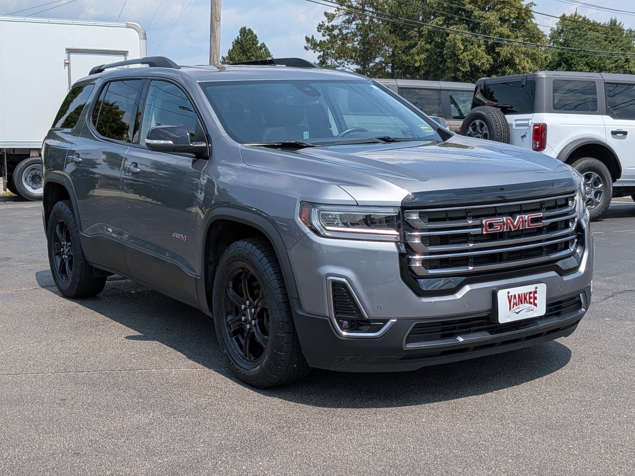 Used 2022 GMC Acadia AT4 w/ Preferred Package AWD/4WD image 38