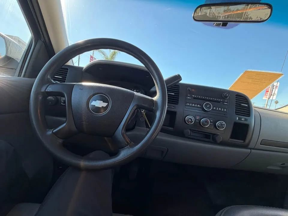 Used 2008 Chevrolet Silverado 1500 W/T RWD image 9