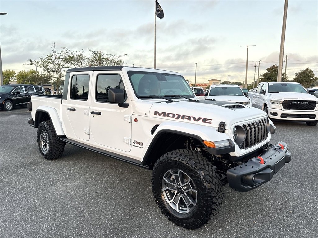 New 2025 Jeep Gladiator Mojave w/ Steel Bumper Group
