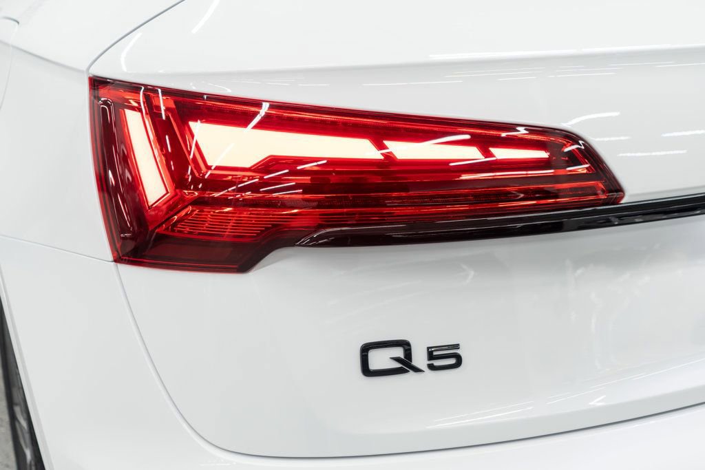 Used 2024 Audi Q5 e Prestige image 54