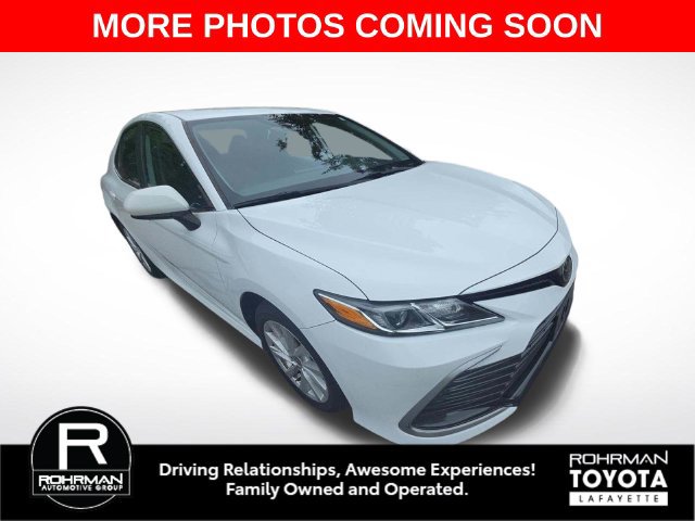Used 2023 Toyota Camry LE FWD image 4