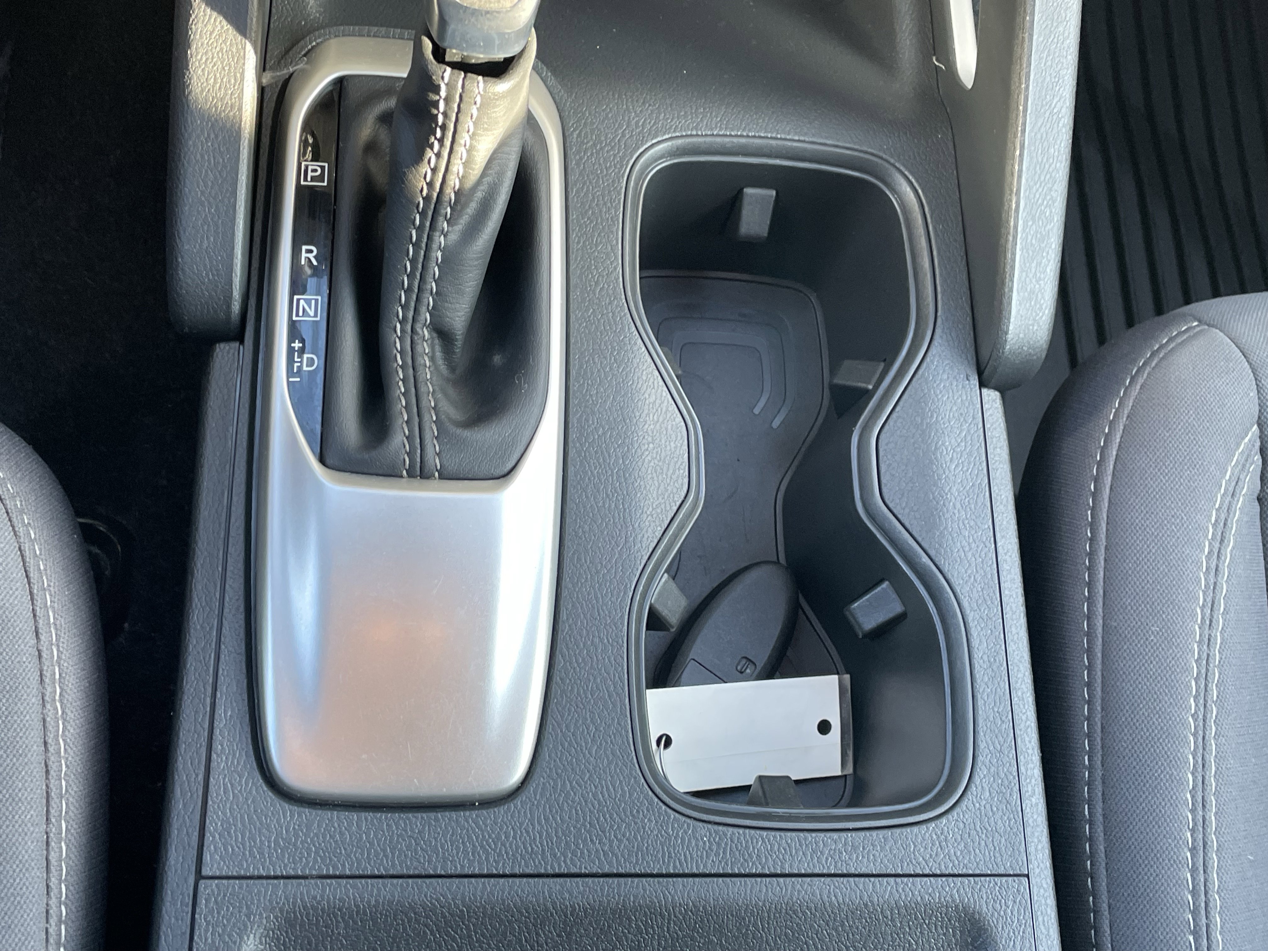 Used 2023 Nissan Frontier SV w/ Technology Package image 25