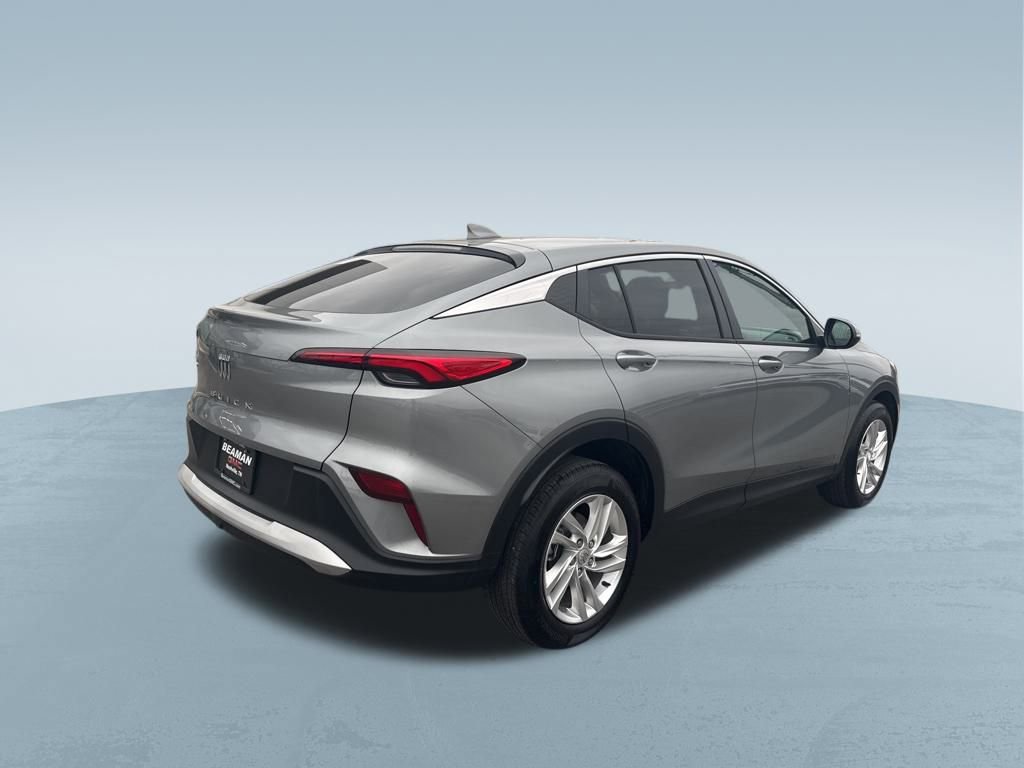 Used 2024 Buick Envista Preferred image 8