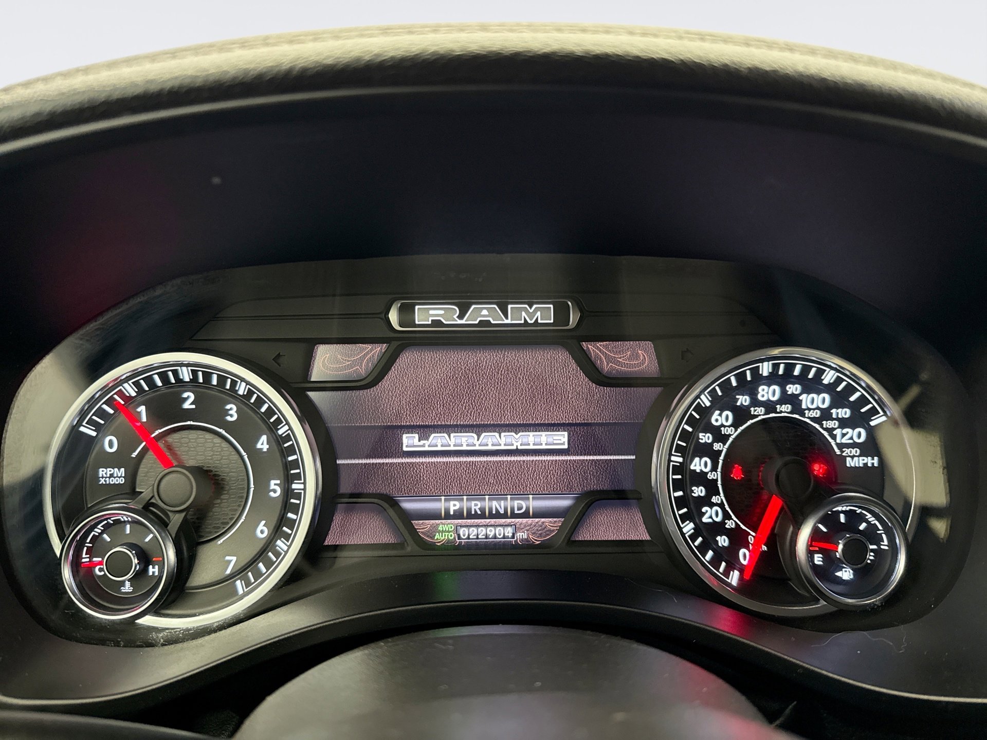 Used 2023 RAM 1500 Laramie AWD/4WD image 13