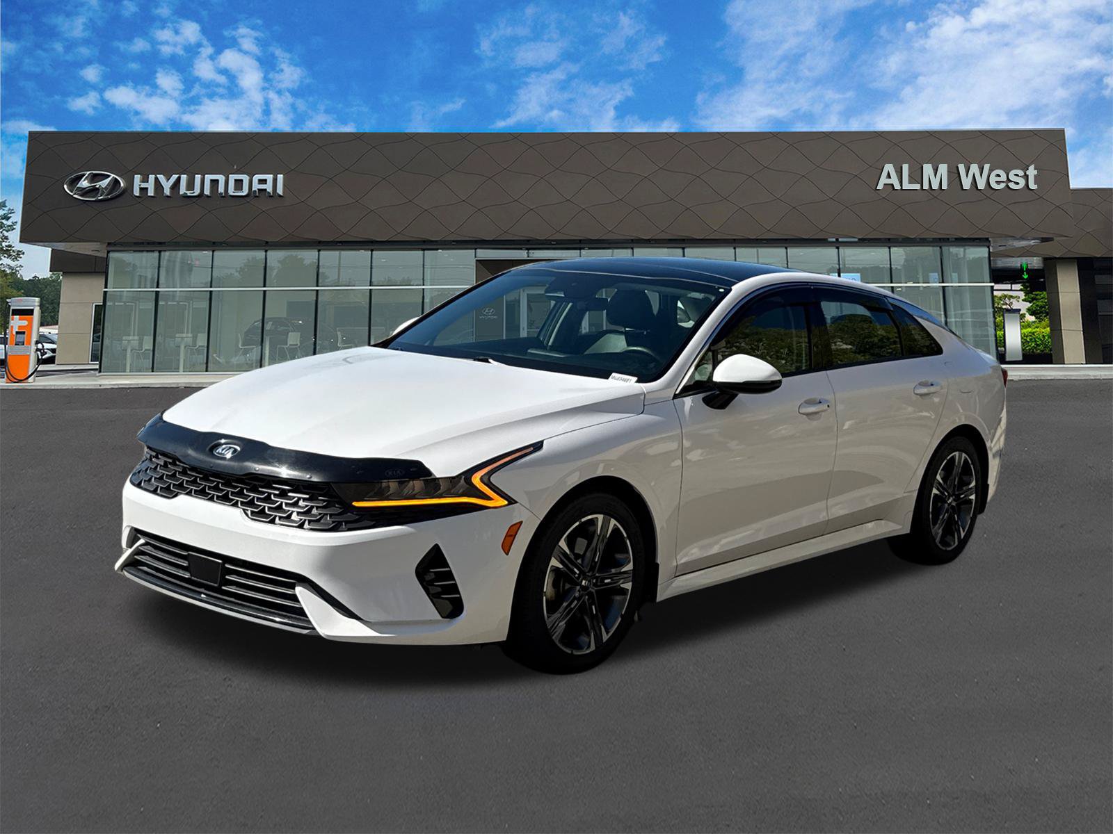 Used 2021 Kia K5 EX FWD image 1