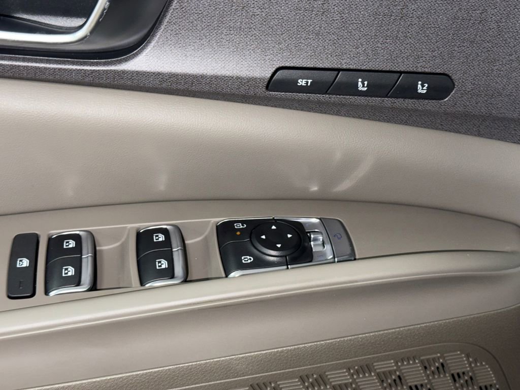 New 2026 Kia Carnival EX image 18