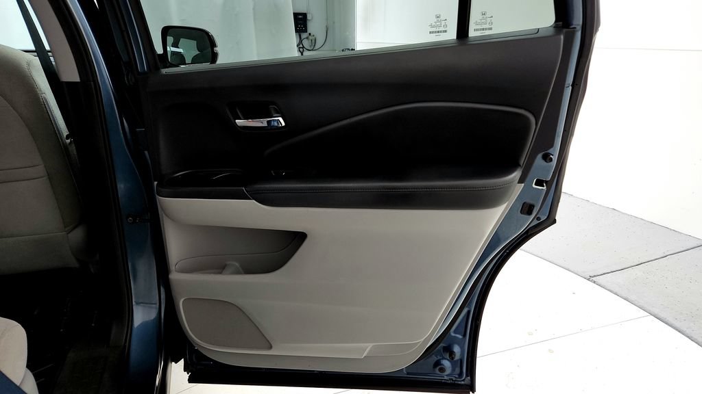 Used 2019 Honda Pilot EX image 19