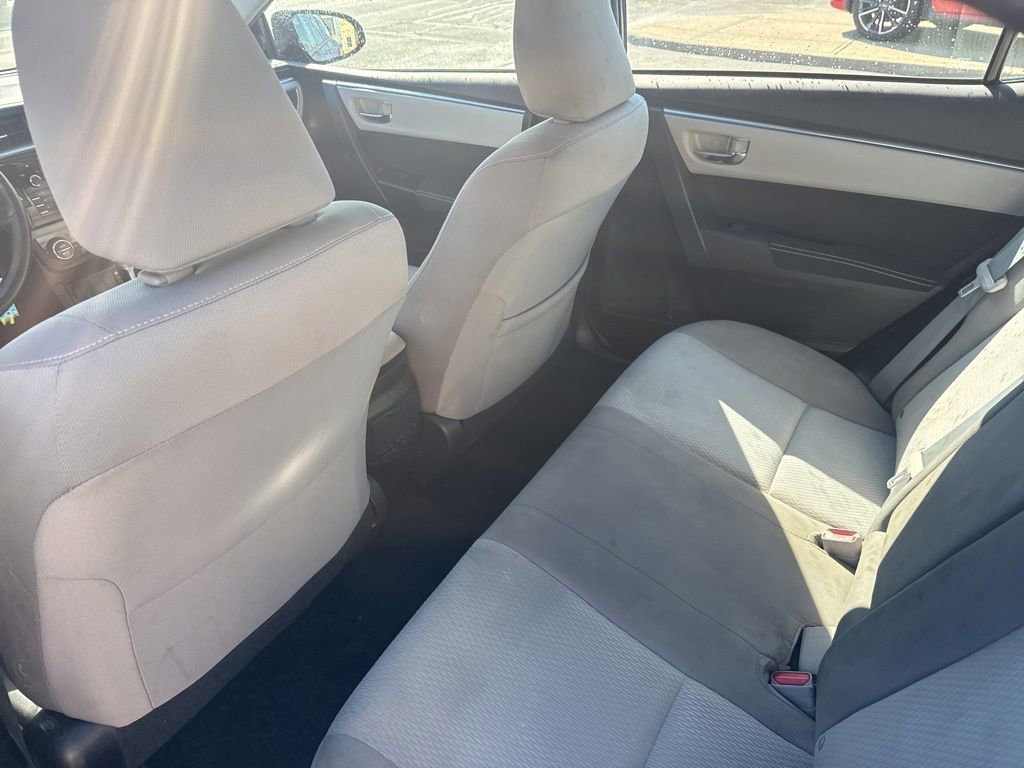 Used 2015 Toyota Corolla LE image 20