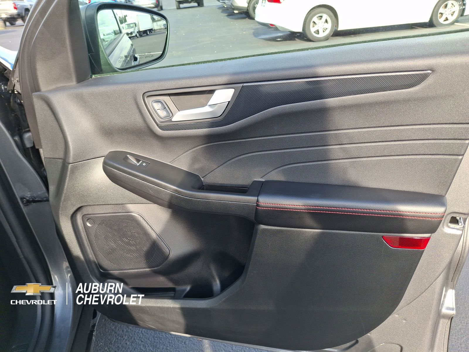 Used 2025 Ford Escape ST-Line AWD/4WD image 21