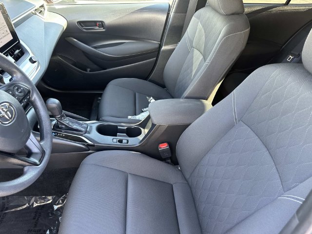 Used 2025 Toyota Corolla LE FWD image 19