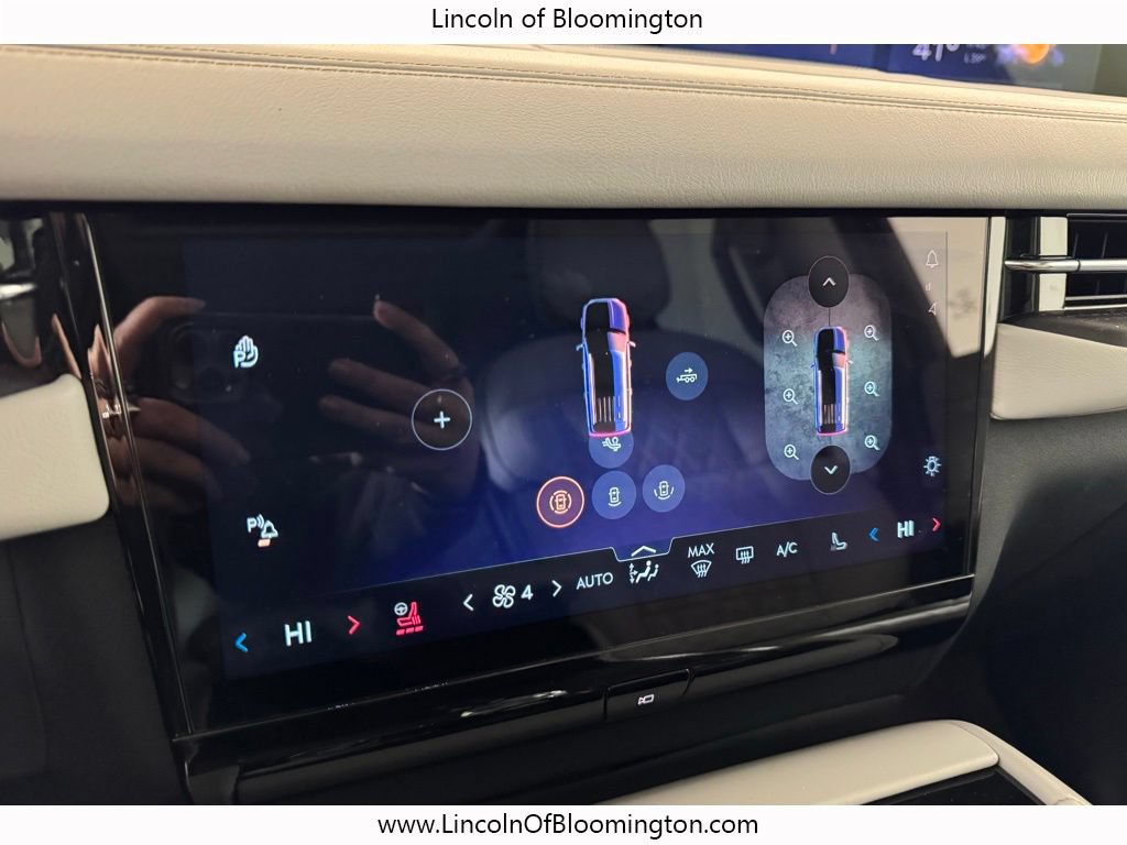 Certified 2025 Lincoln Navigator L Black Label AWD/4WD image 59