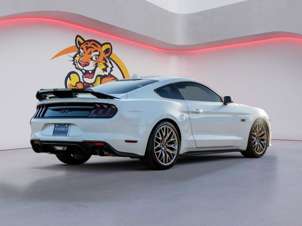 Used 2022 Ford Mustang GT Premium w/ Equipment Group 401A RWD image 5