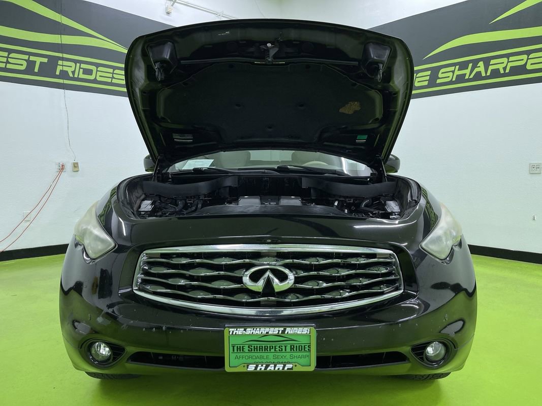 Used 2011 INFINITI FX35 AWD w/ Premium Pkg image 4