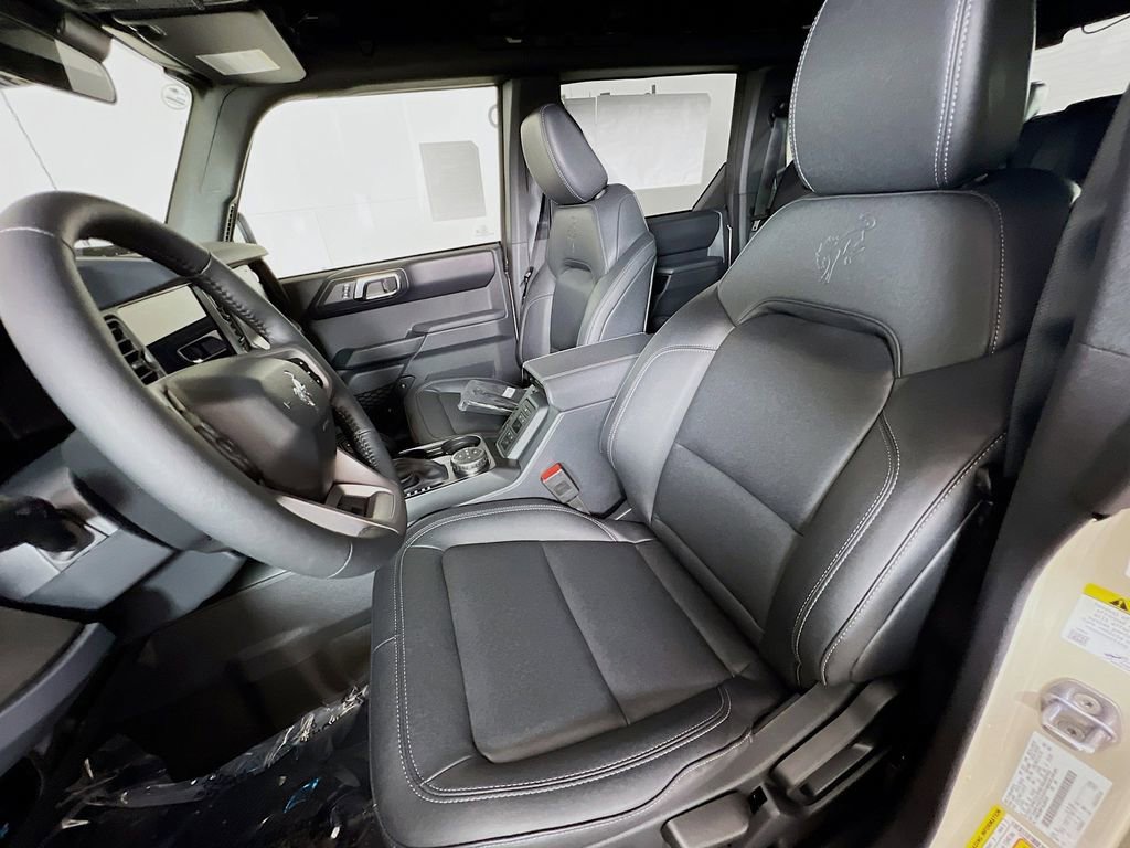 New 2025 Ford Bronco Badlands image 25