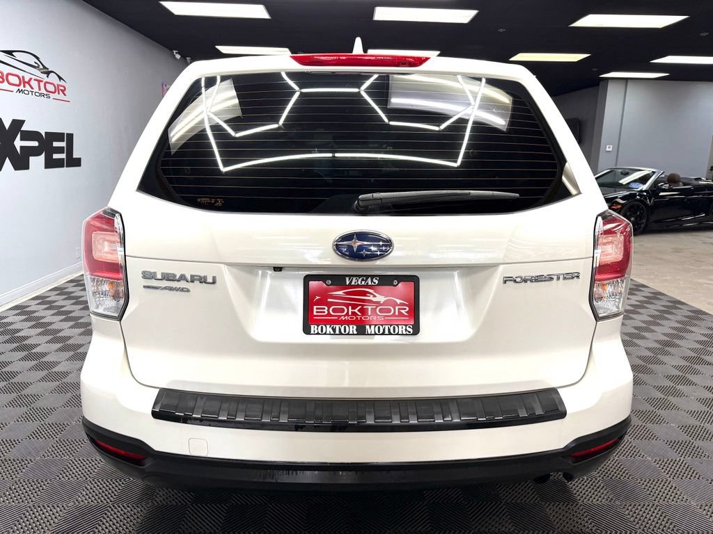 Used 2018 Subaru Forester 2.5i AWD/4WD image 12