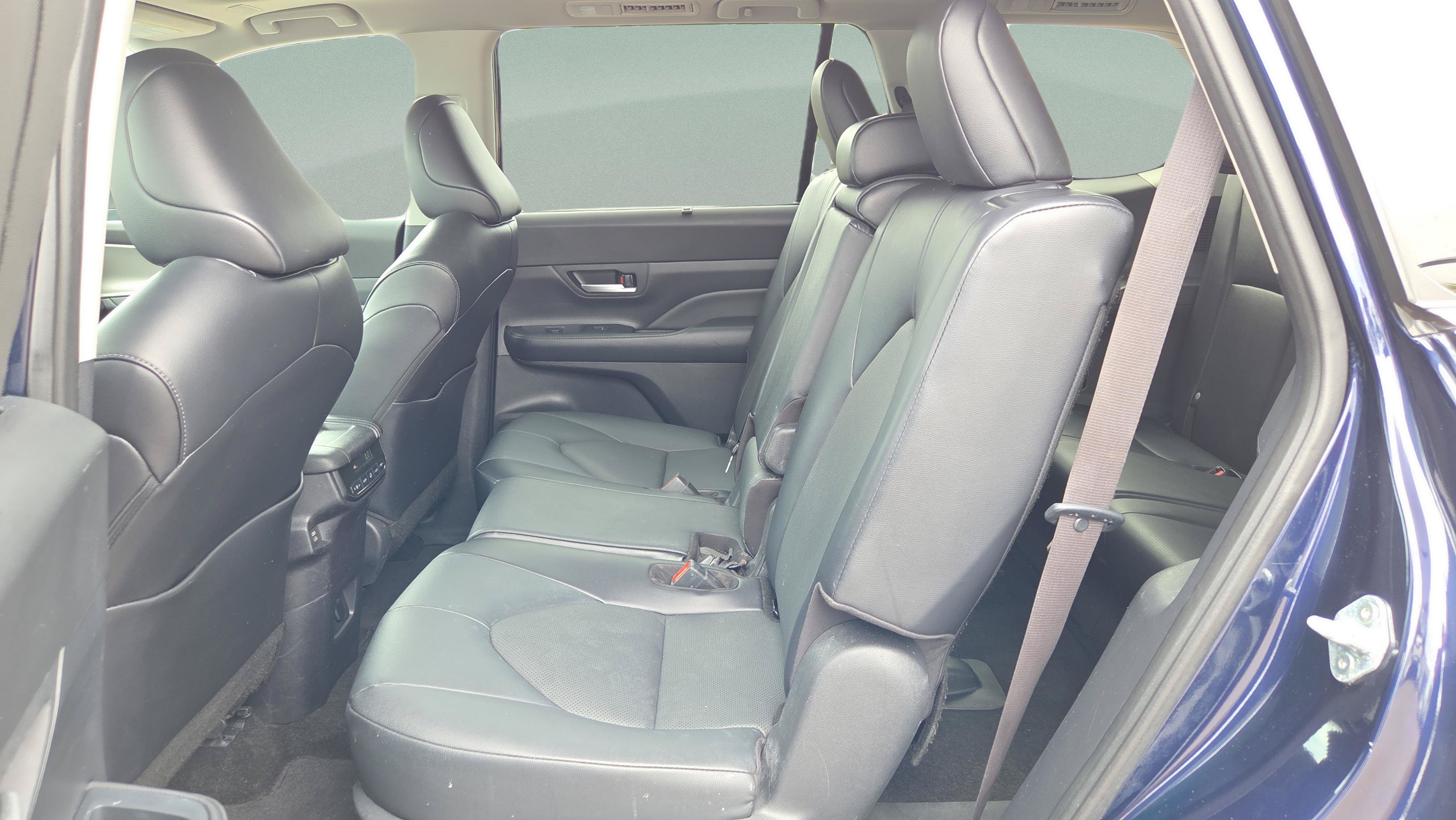 Certified 2024 Toyota Grand Highlander FWD image 12