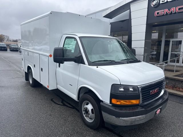 New 2025 GMC Savana 3500 w/ Power Convenience Package