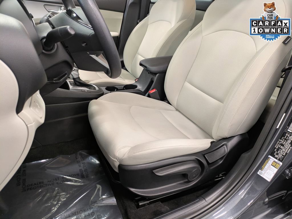 Certified 2023 Kia Forte LXS w/ LXS Technology Package FWD image 10