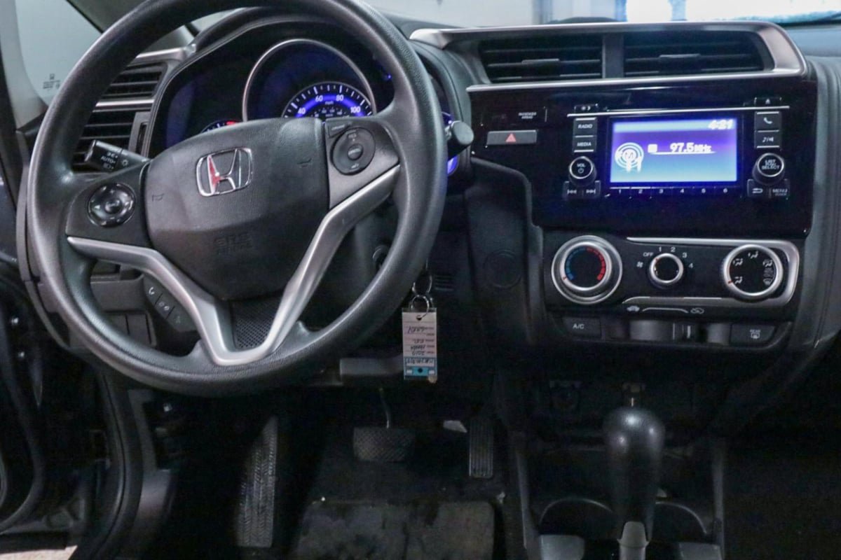 Used 2019 Honda Fit LX image 22