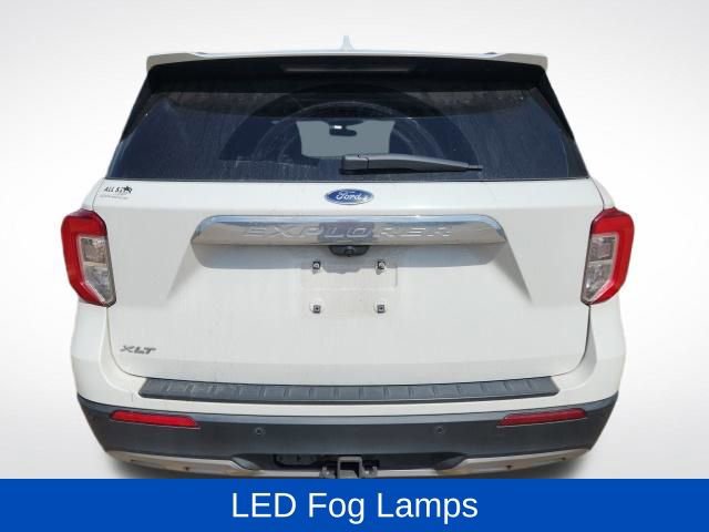 Used 2022 Ford Explorer XLT w/ Equipment Group 202A image 8