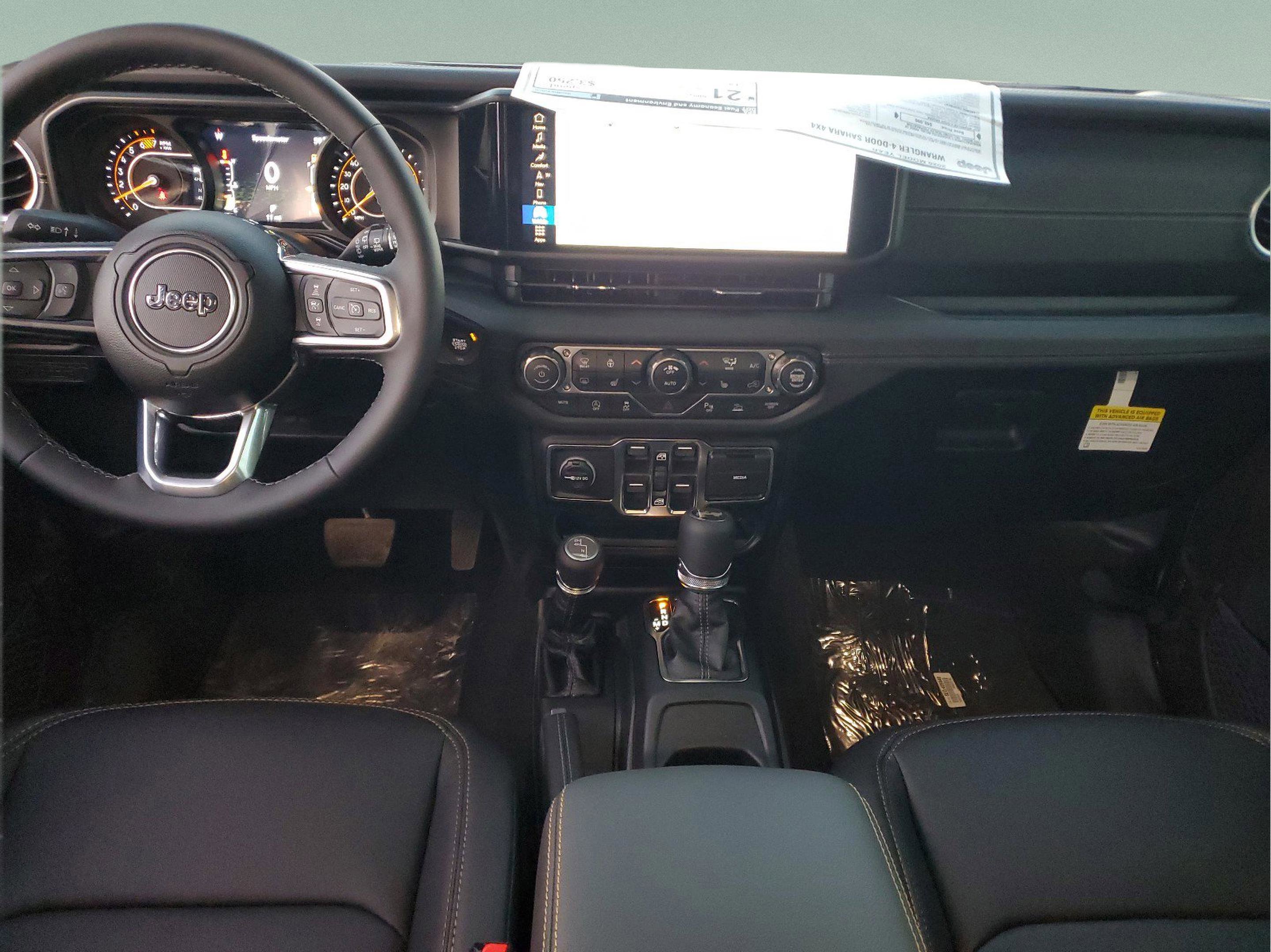New 2026 Jeep Wrangler Unlimited Sahara w/ Safety Group AWD/4WD image 10