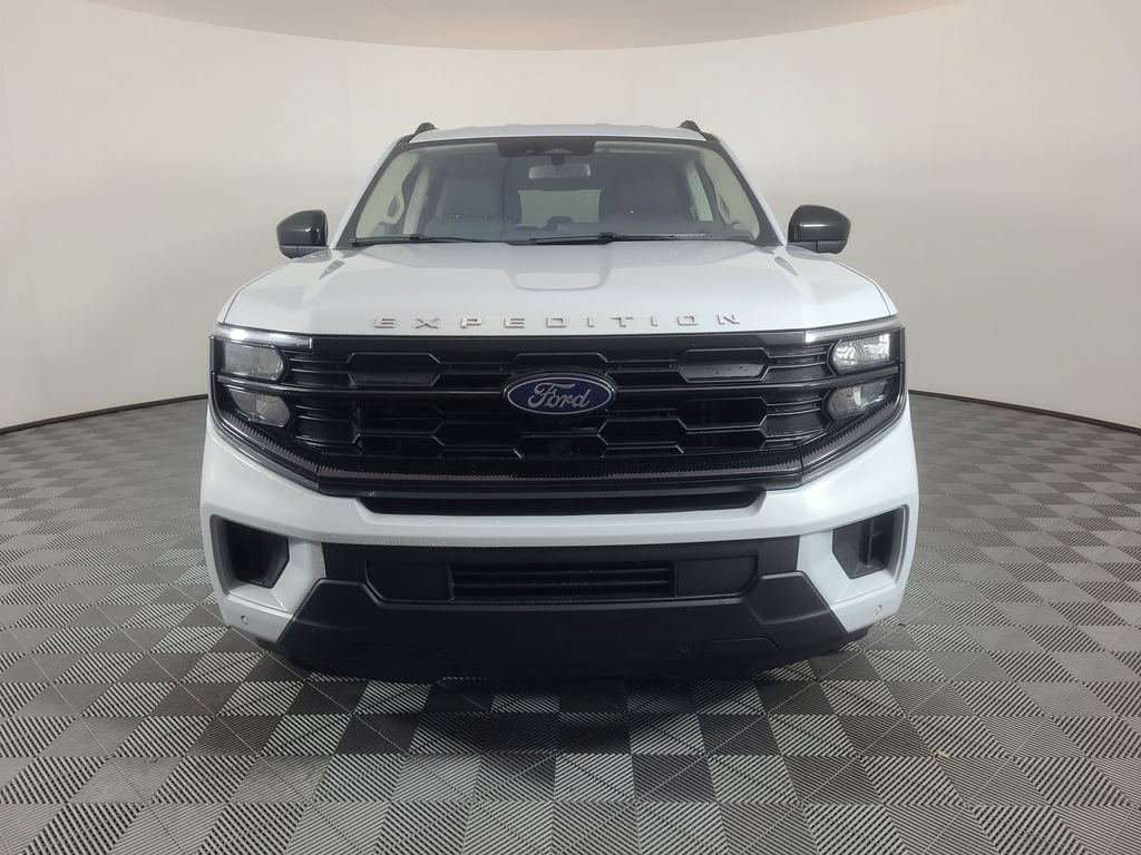 Used 2025 Ford Expedition Max Active AWD/4WD image 8