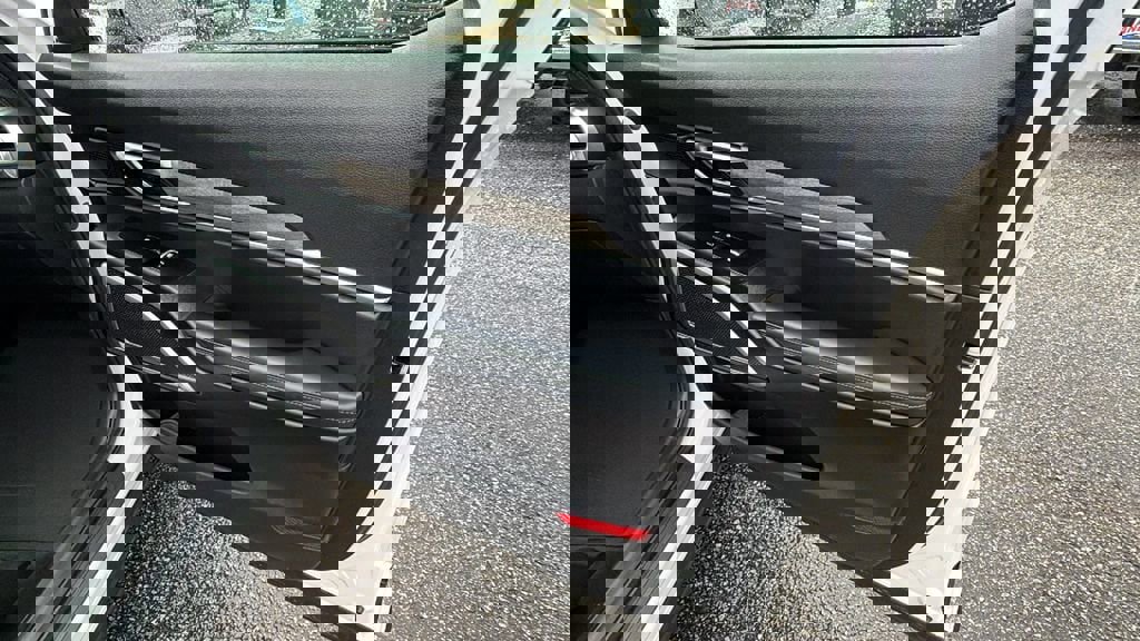 Used 2021 Kia Telluride EX w/ EX Premium Package image 15