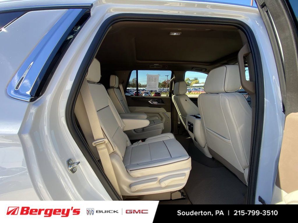 Certified 2026 GMC Yukon Denali w/ Sun & Power Step Package AWD/4WD image 30