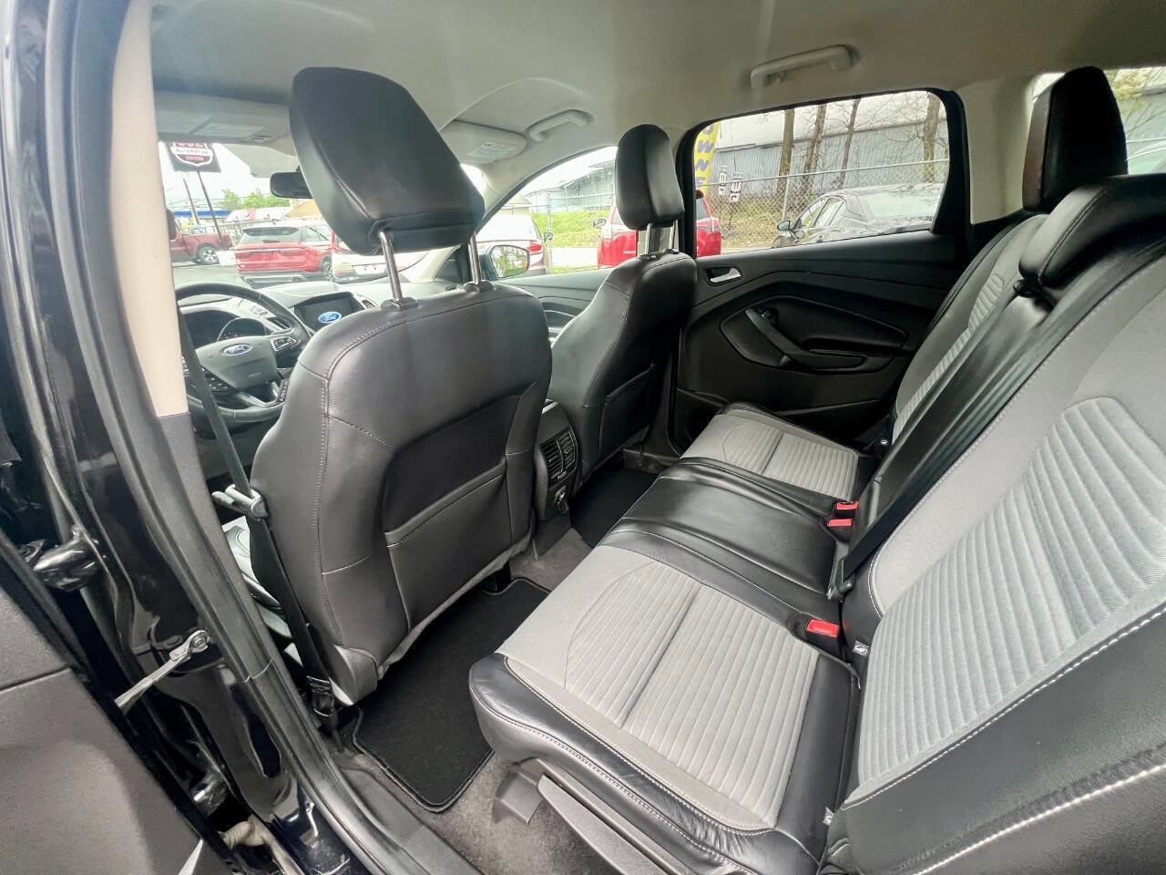 Used 2019 Ford Escape SE AWD/4WD image 11