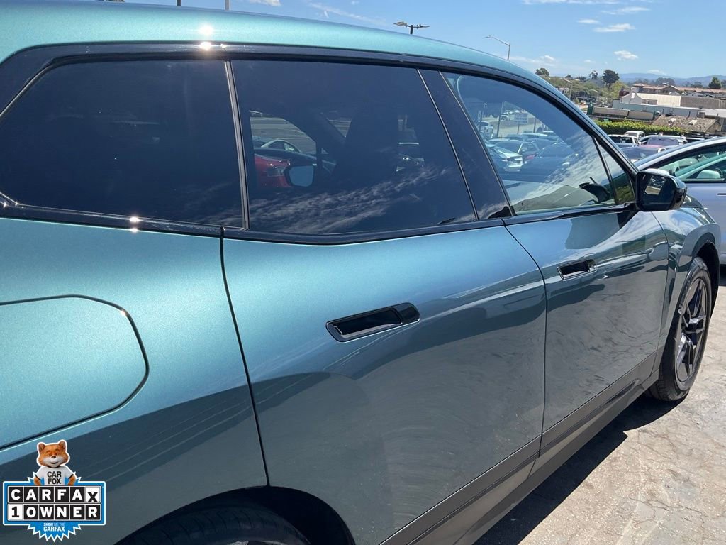 Used 2023 BMW iX xDrive50 w/ Premium Package image 81