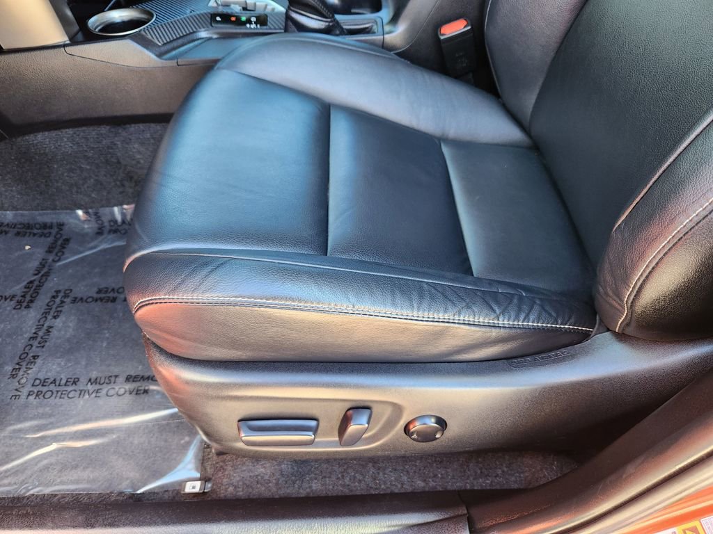 Used 2015 Toyota RAV4 Limited w/ Technology Package image 21