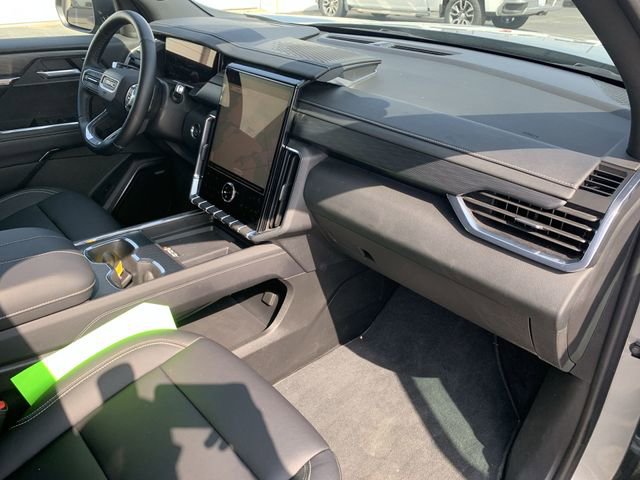 Certified 2025 GMC Acadia Elevation w/ Elevation Premium Package image 29