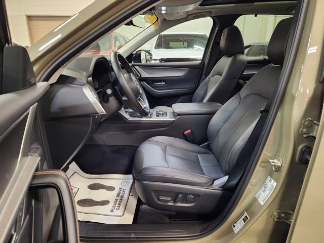 Certified 2025 MAZDA CX-70 Plug-In Hybrid w/ Premium Pkg image 11