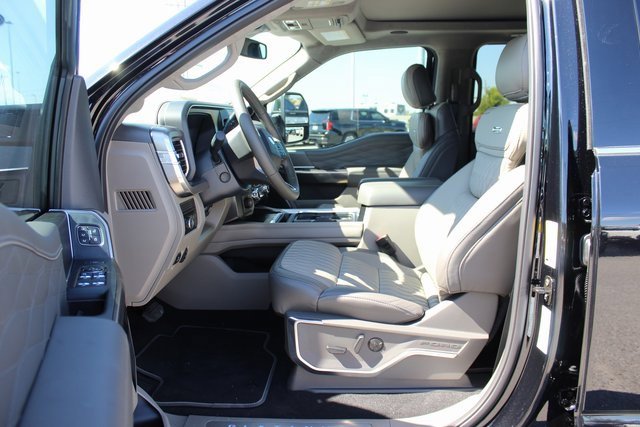 New 2026 Ford F450 Platinum image 7
