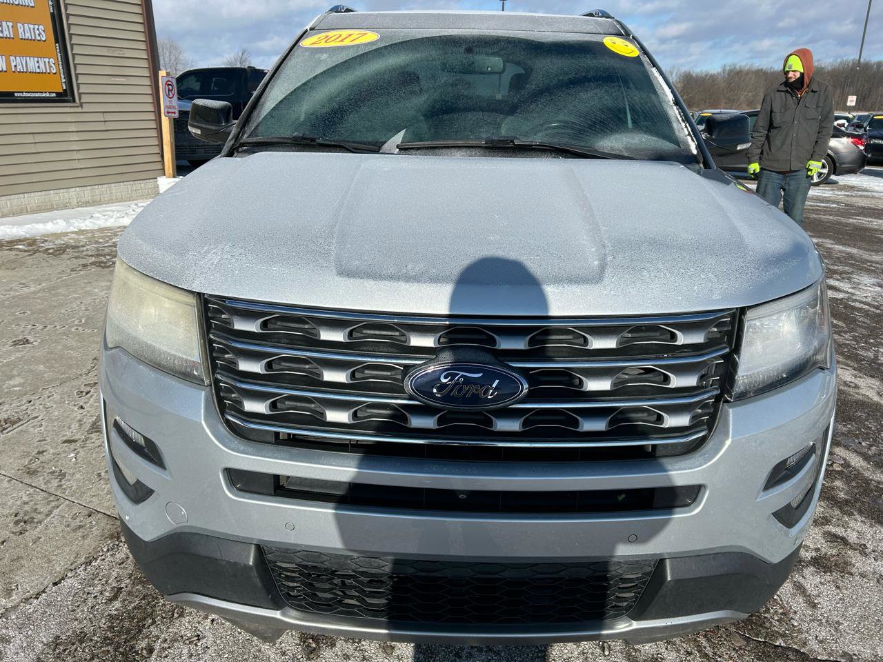 Used 2017 Ford Explorer Limited image 2