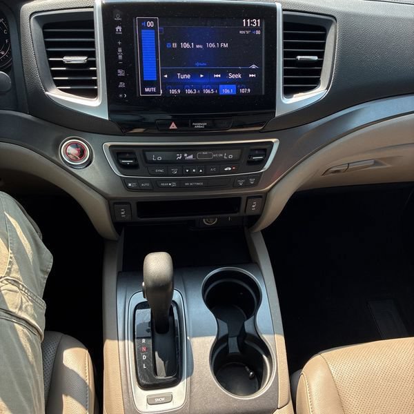 Used 2017 Honda Ridgeline RTL-T image 12