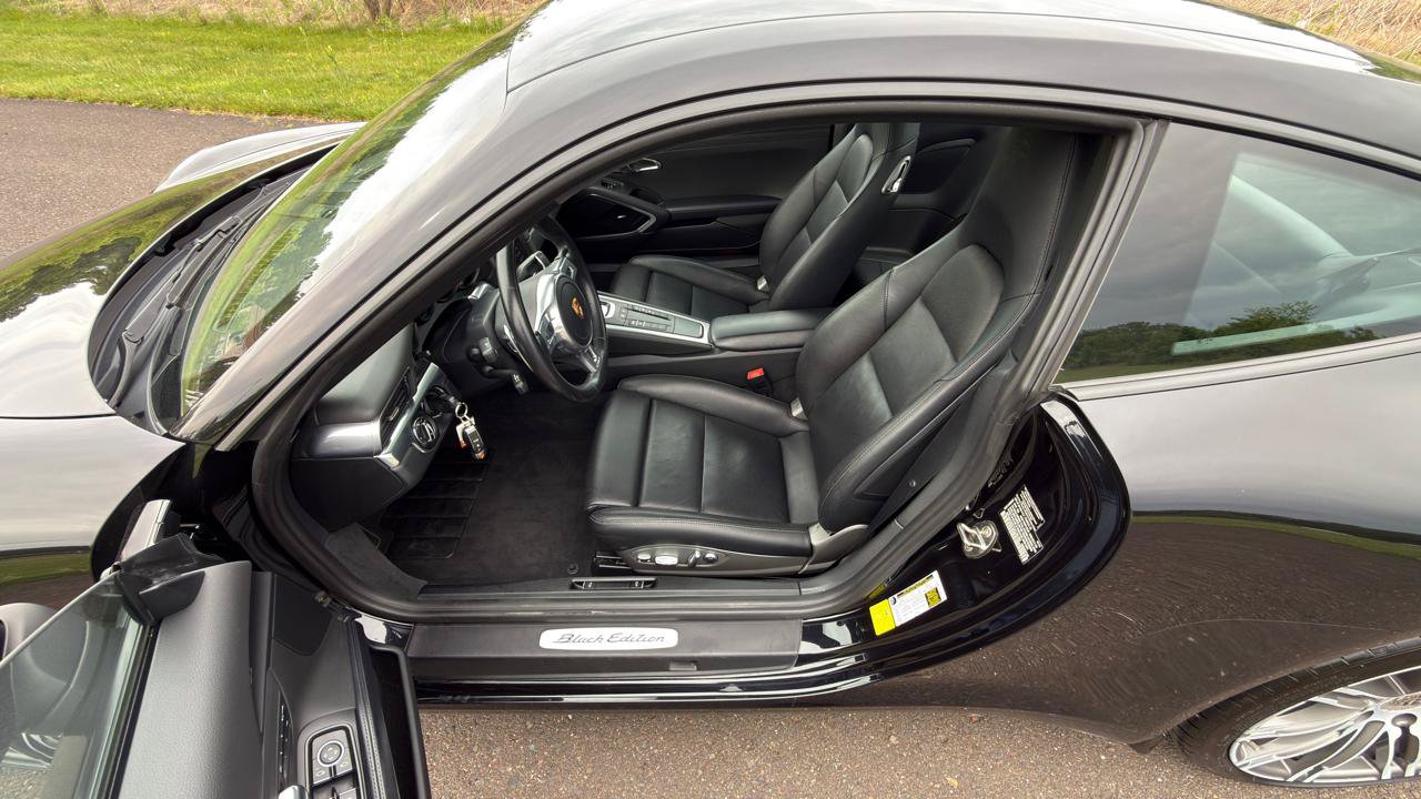 Used 2016 Porsche 911 Carrera Black Edition RWD image 49
