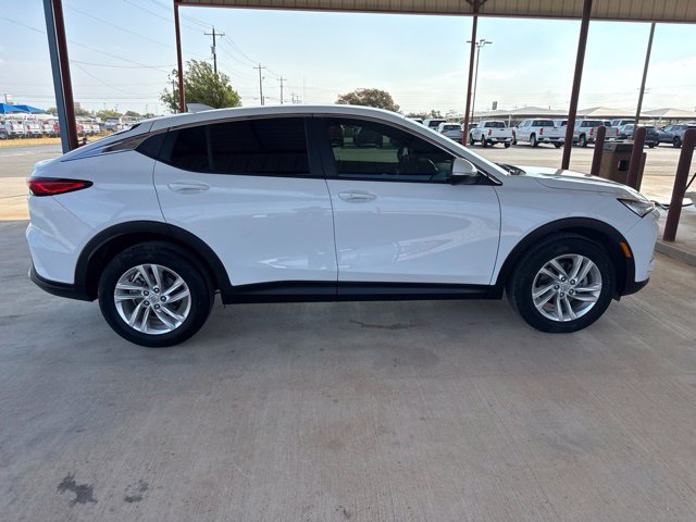 Used 2024 Buick Envista Preferred w/ Convenience I Package FWD image 9