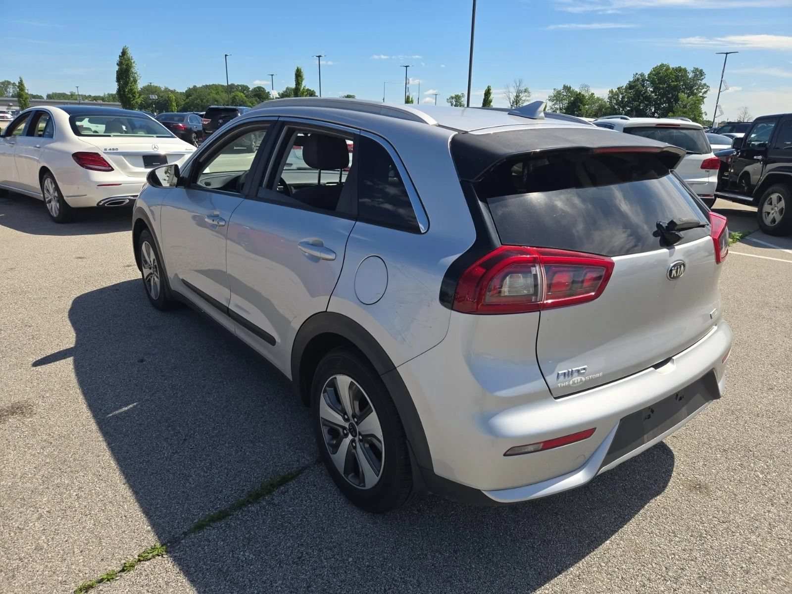 Used 2019 Kia Niro LX FWD image 5