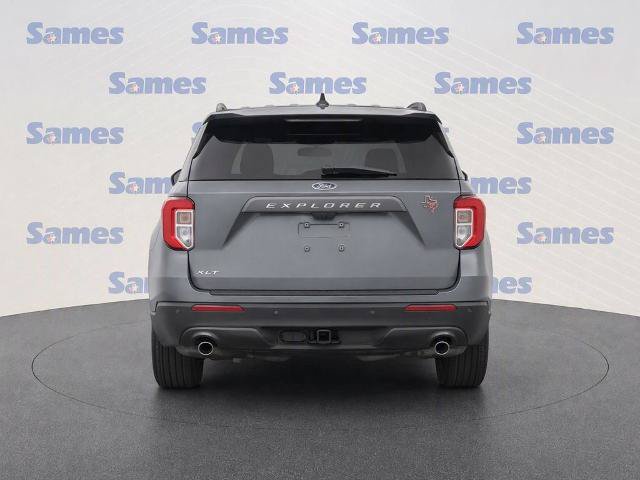 Certified 2023 Ford Explorer XLT w/ Equipment Group 202A RWD image 6
