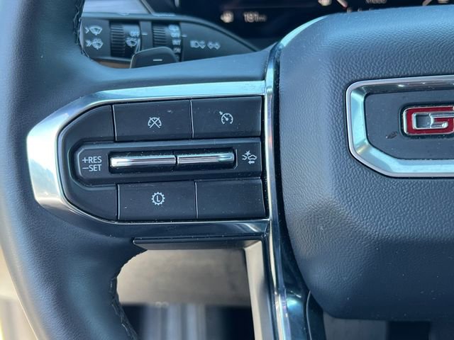 Used 2025 GMC Acadia Elevation image 29